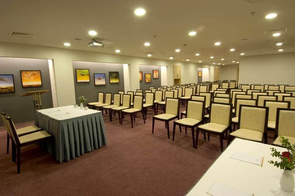 Eresin Hotels Taxim & Premier Стамбул Удобства фото