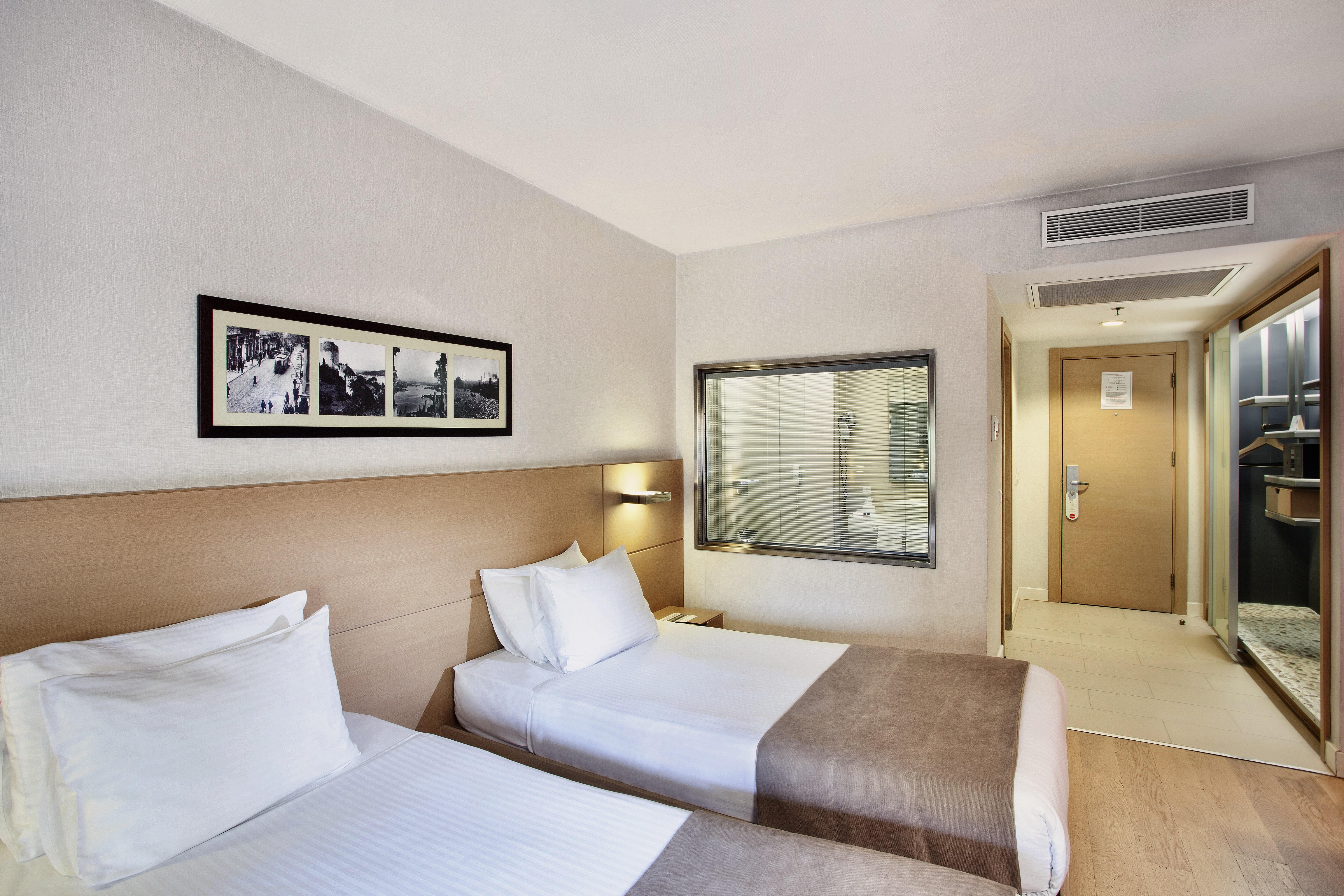Eresin Hotels Taxim & Premier Стамбул Экстерьер фото